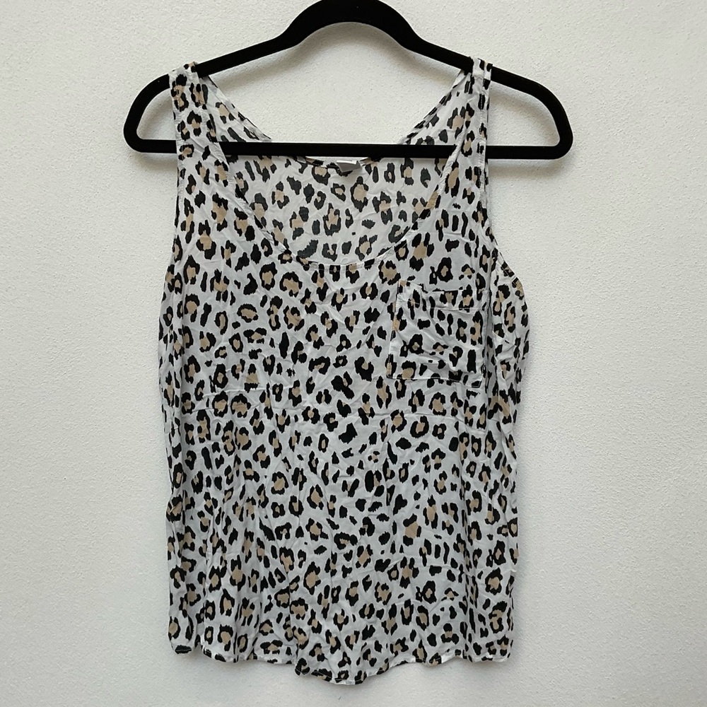 Old Navy White, Leopard Print Pocket Tank Top Size XL Light Spring Summer